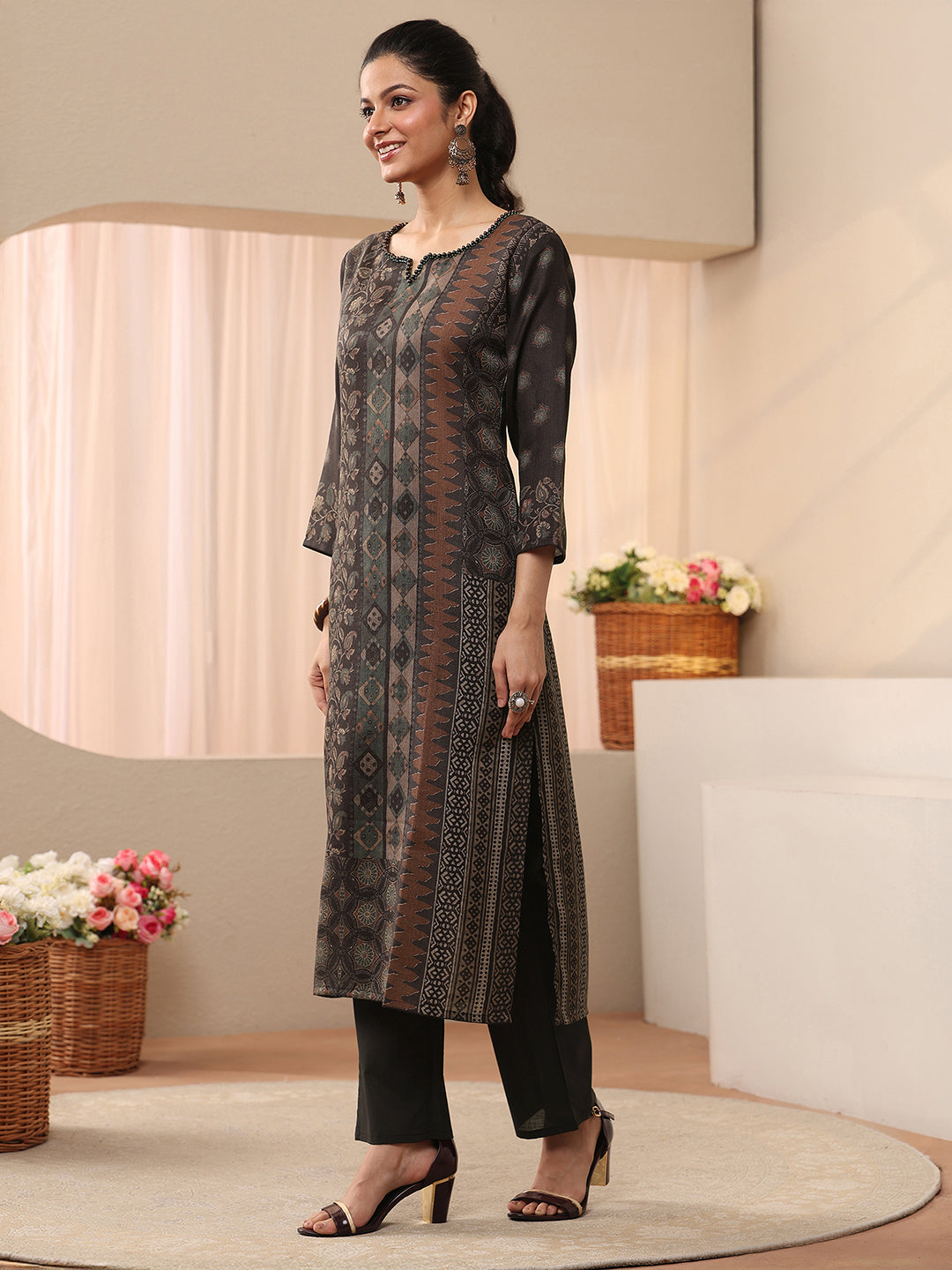 sanjhshringar Black Ethnic Printed Linen Straight Suit Set