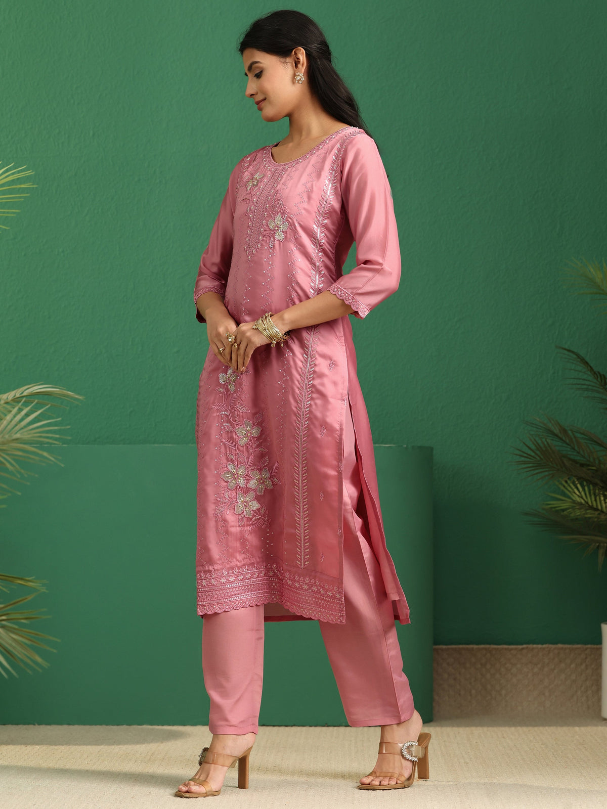 sanjhshringar Dusty Rose Pink Floral Embroidered Organza Straight Suit Set