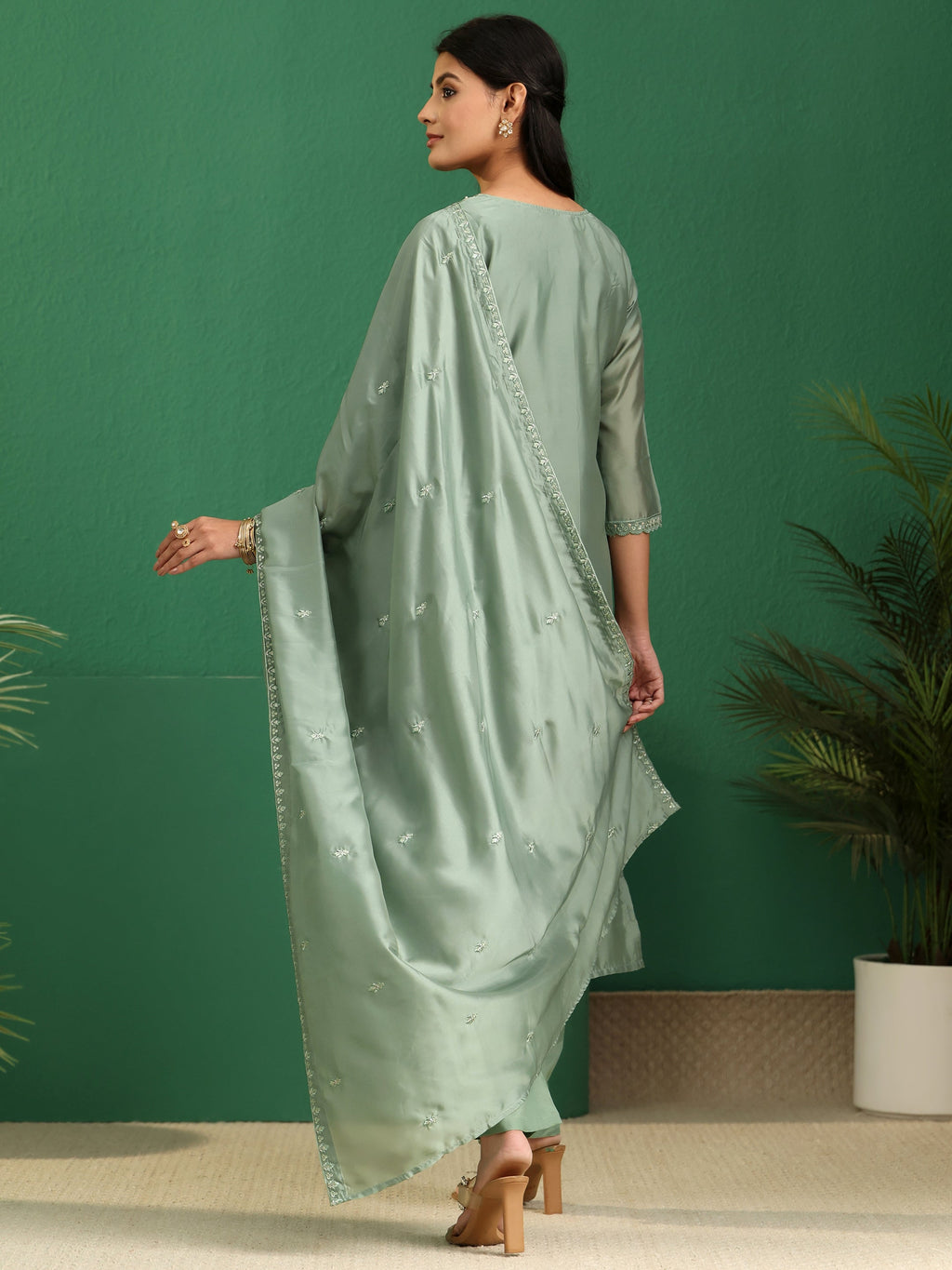 sanjhshringar Sage Green Floral Embroidered Organza Straight Suit Set