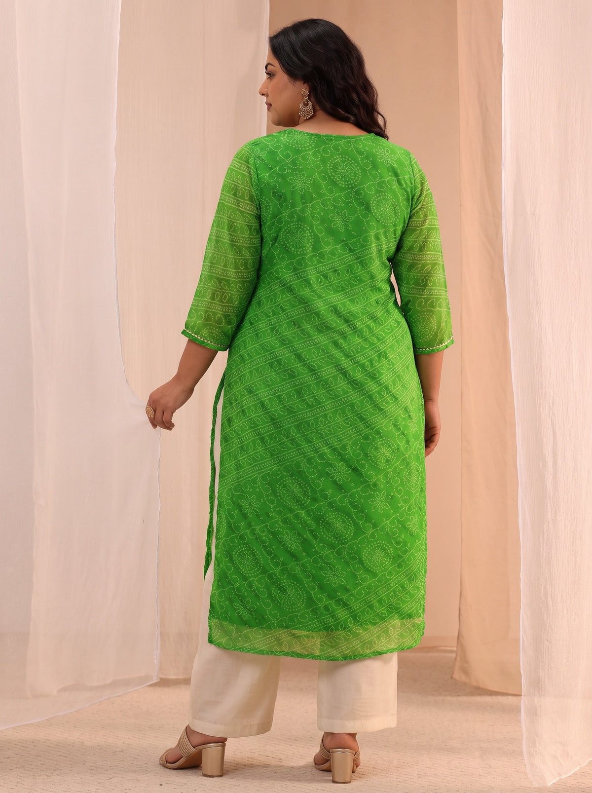 Plus Size Green Bandhani Printed Chiffon Straight Kurta