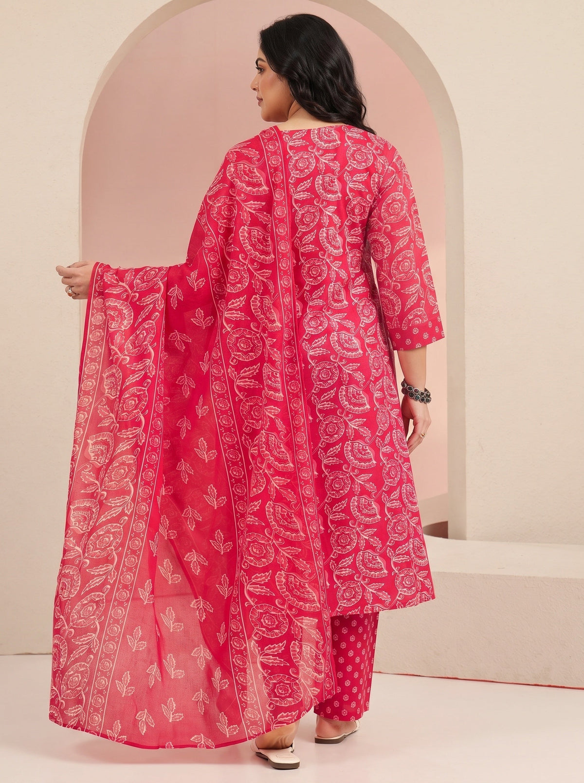 Plus Size Raspberry Red Floral Printed Cotton Straight Suit Set