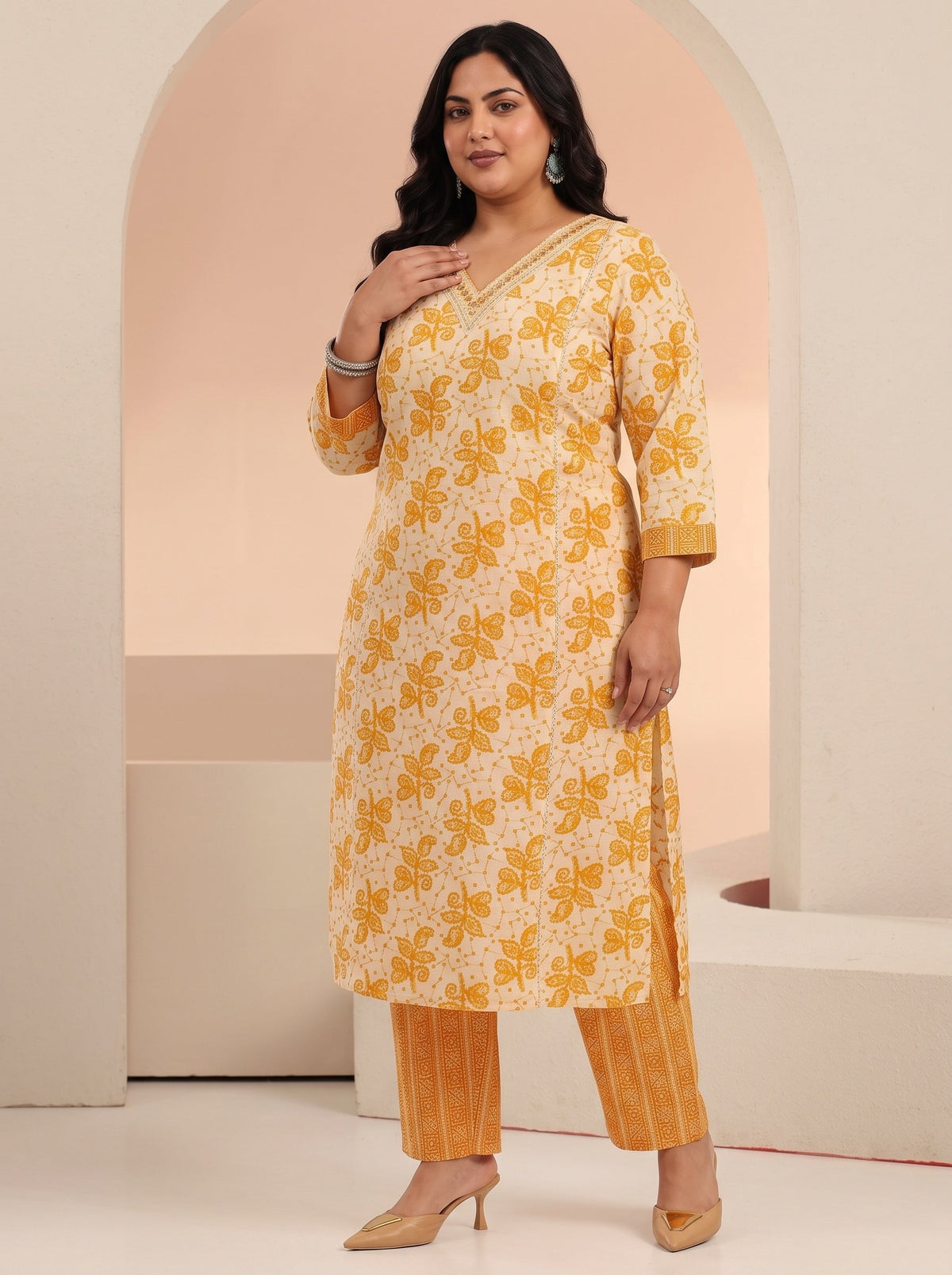Plus Size Off White Floral Printed Cotton Straight Suit Set