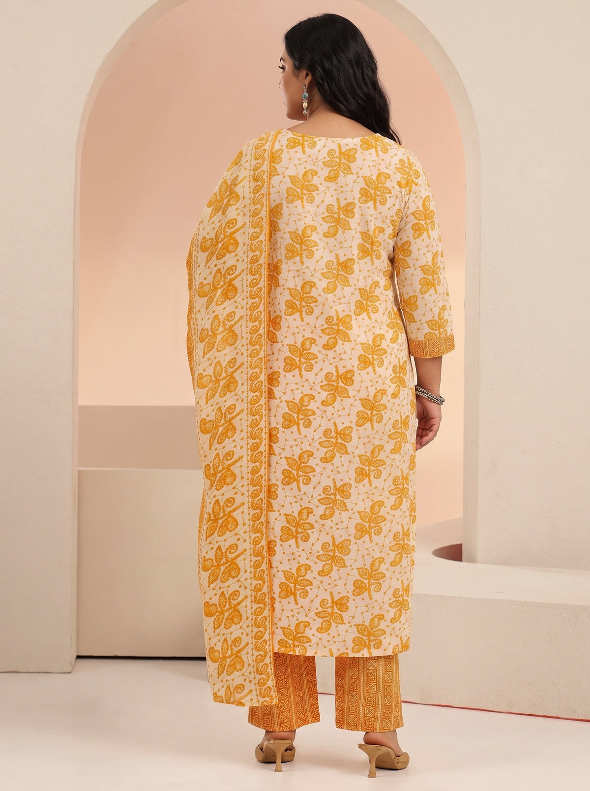 Plus Size Off White Floral Printed Cotton Straight Suit Set