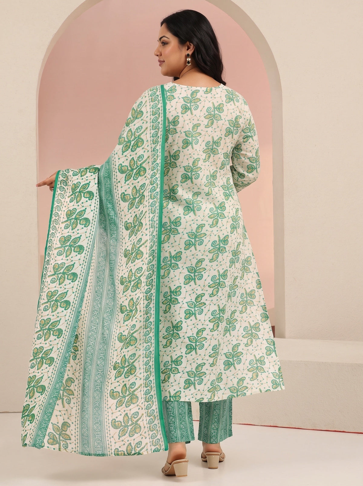 Plus Size Off White Floral Printed Cotton Straight Suit Set