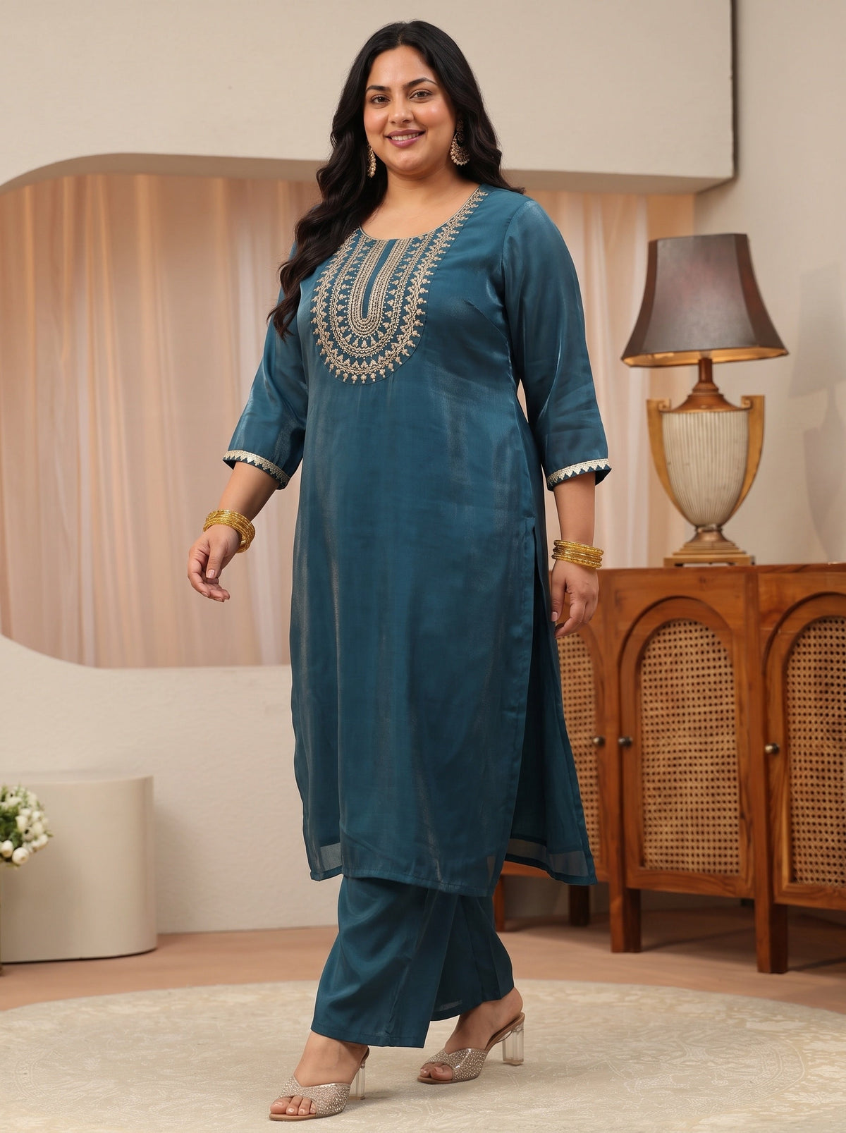 Plus Size Navy Blue Yoke Design Tissue Straight Suit Set