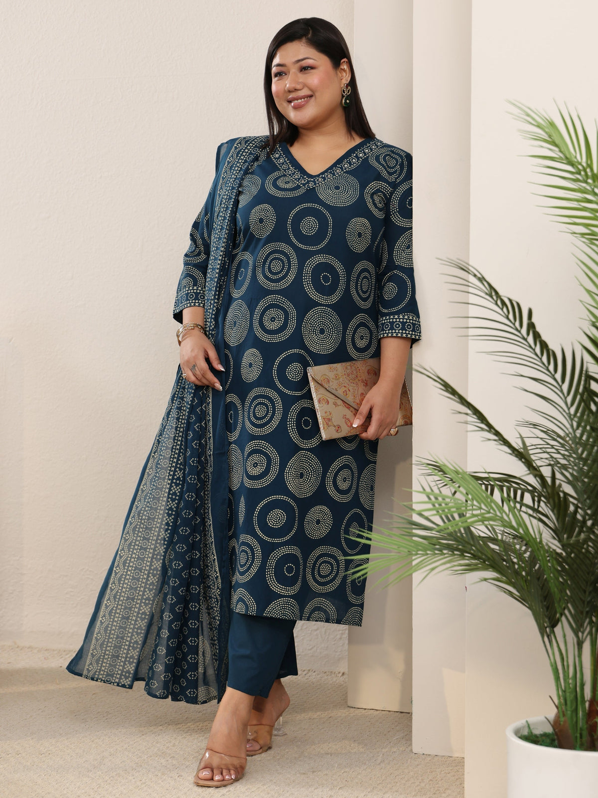 Plus Size Teal Blue Circular Print Cotton Straight Suit Set